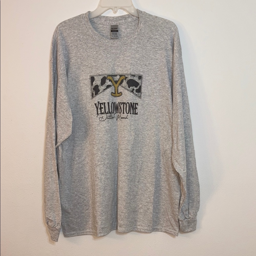 🌺SALE 5 for $20🌺Yellowstone Dutton Ranch Long Sleeve Gray DryBlend Shirt